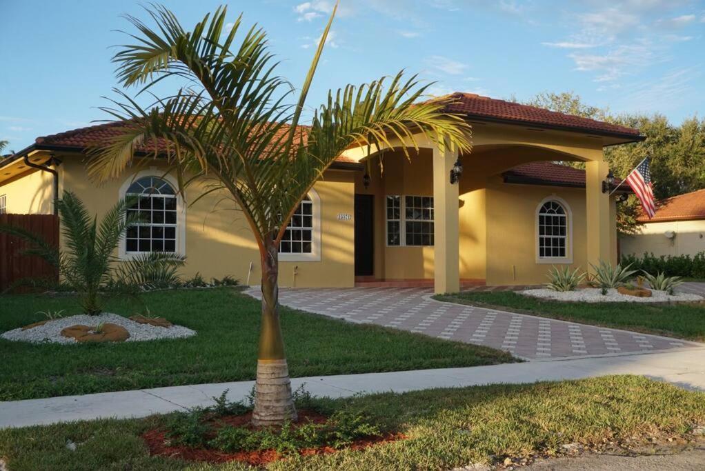 New Luxury Vacation Dream Rental- Sleeps 15! Miami Exterior foto